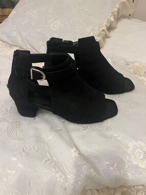 Black Suede Peep-Toe Block Heel Sandals